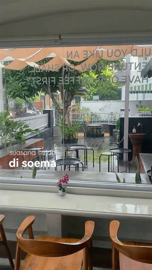 Suasana Intim Pencahayaan Sedikit